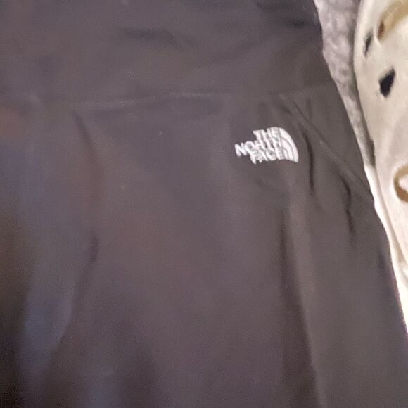 Large capri Spandex compression leggings the north face black - Picture 6 of 6